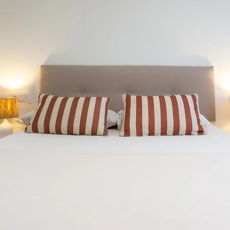 Boutique Flat Sea Views شقة *