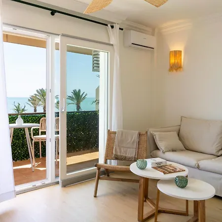 Boutique Flat Sea Views * بينالماذينا