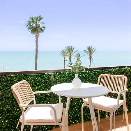 Boutique Flat Sea Views بينالماذينا